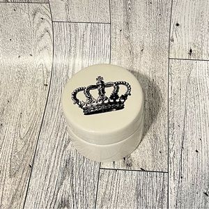 Crown Small Pottery Box